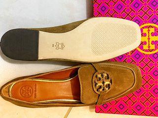Brand New in box Original Tory Burch Miller Suade Loafer Size 8