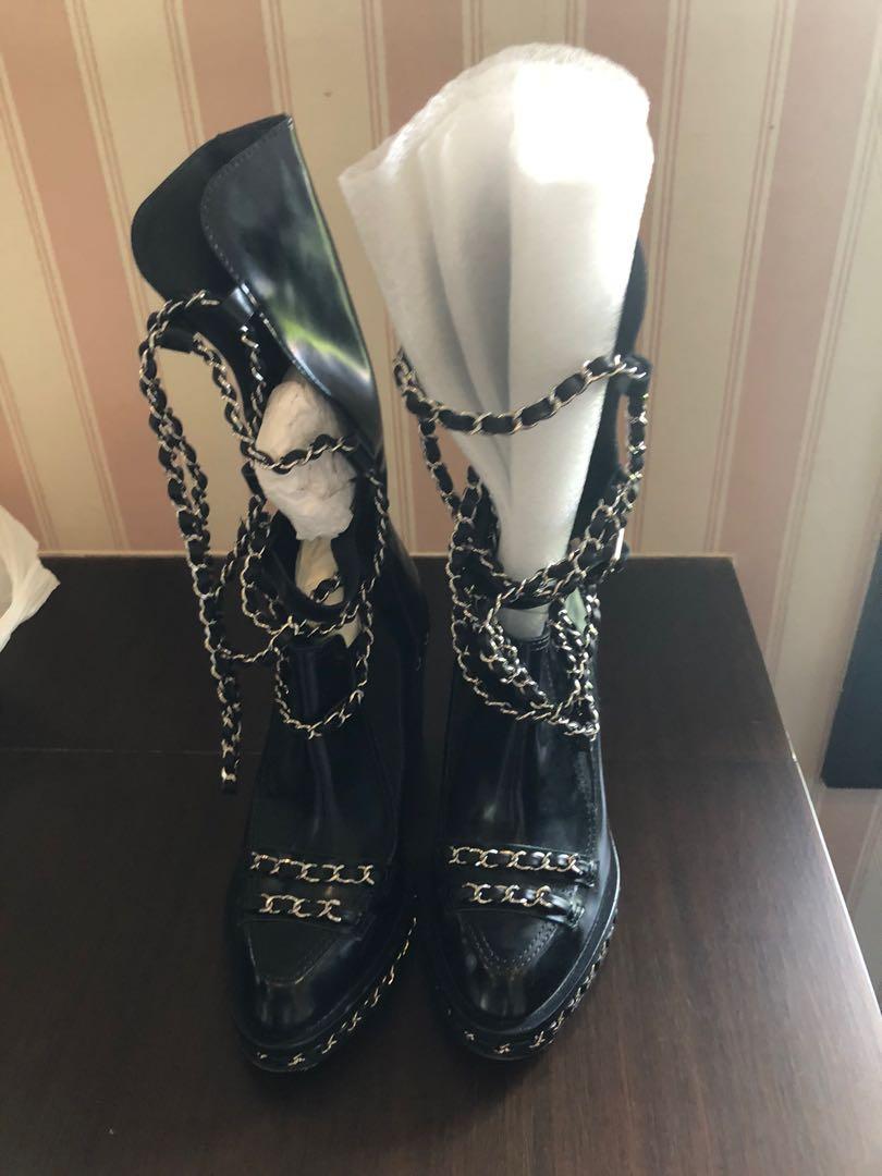 CHANEL Chain Boots Runway 37.5 Mint Retail Price Approx. $4300