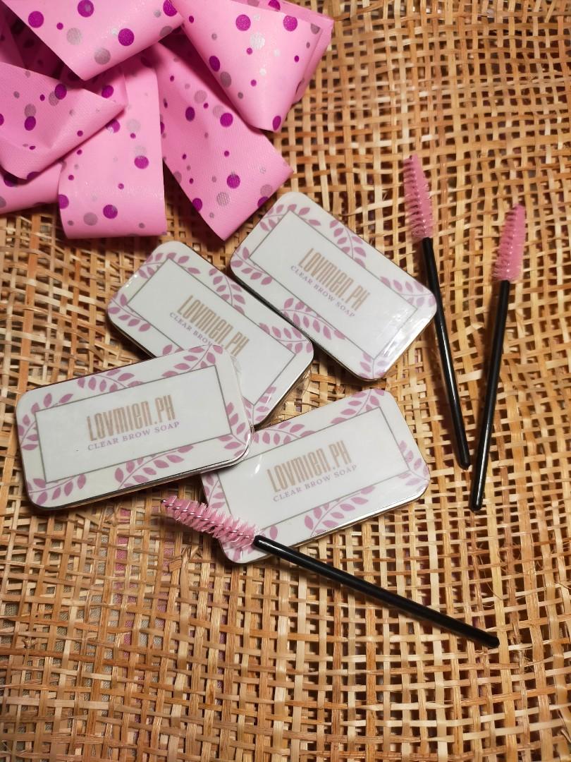 Clear Eyebrow Soap (Category: Makeup) located in Paranaque City. Submitted by jaimeean (Listing ID 1085287046, Image 3). Description: May your day be as flawless as your eyebrows. They say that even without putting on makeup, as long as you made your brow, you'd look like you're ready for the day. - made with organic ingredients - naturally fuller, thicker eyebrows - paraben free - light weight - safe for kids, pregnant nad lactating moms - comes