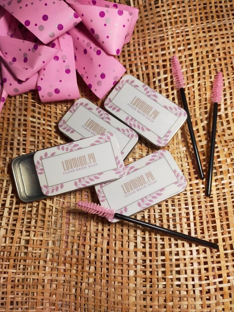 Clear Eyebrow Soap (Category: Makeup) located in Paranaque City. Submitted by jaimeean (Listing ID 1085287046, Image 2). Description: May your day be as flawless as your eyebrows. They say that even without putting on makeup, as long as you made your brow, you'd look like you're ready for the day. - made with organic ingredients - naturally fuller, thicker eyebrows - paraben free - light weight - safe for kids, pregnant nad lactating moms - comes