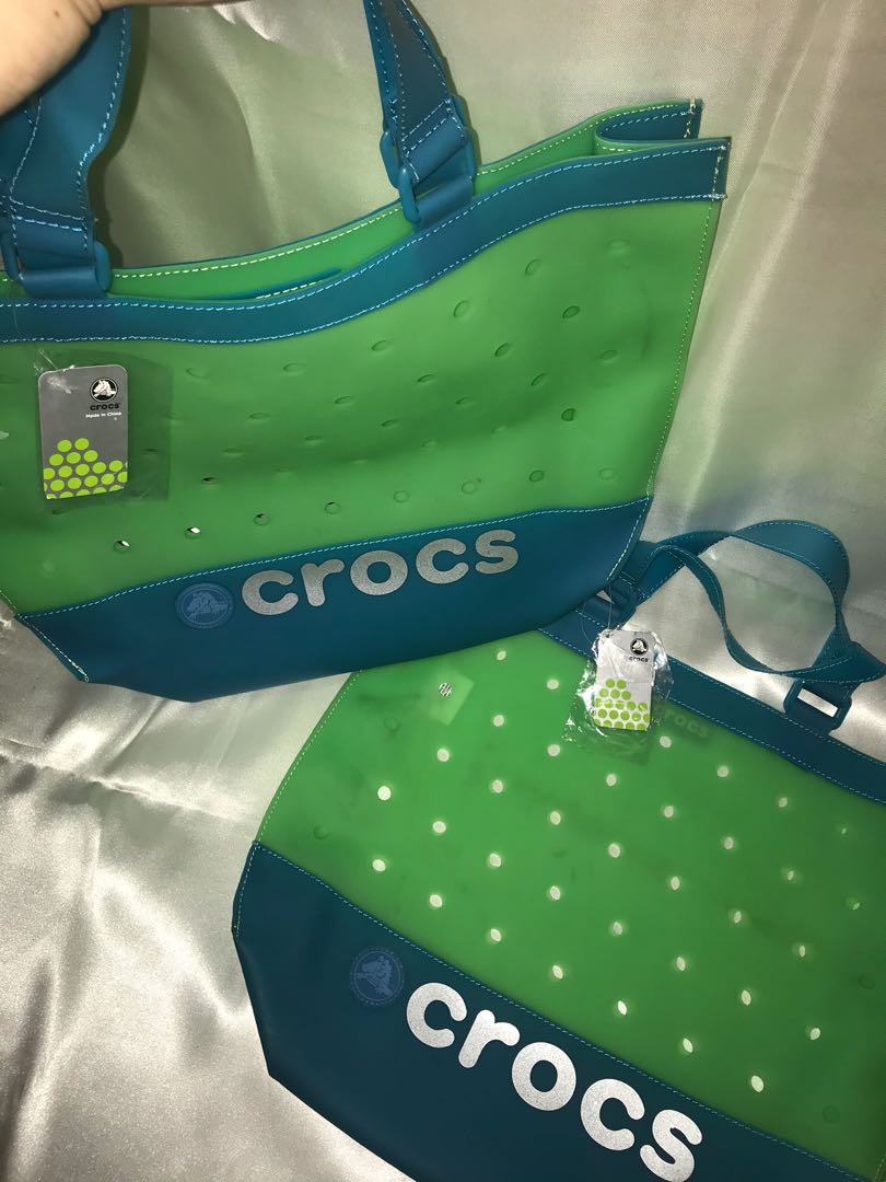 crocs shoulder bag