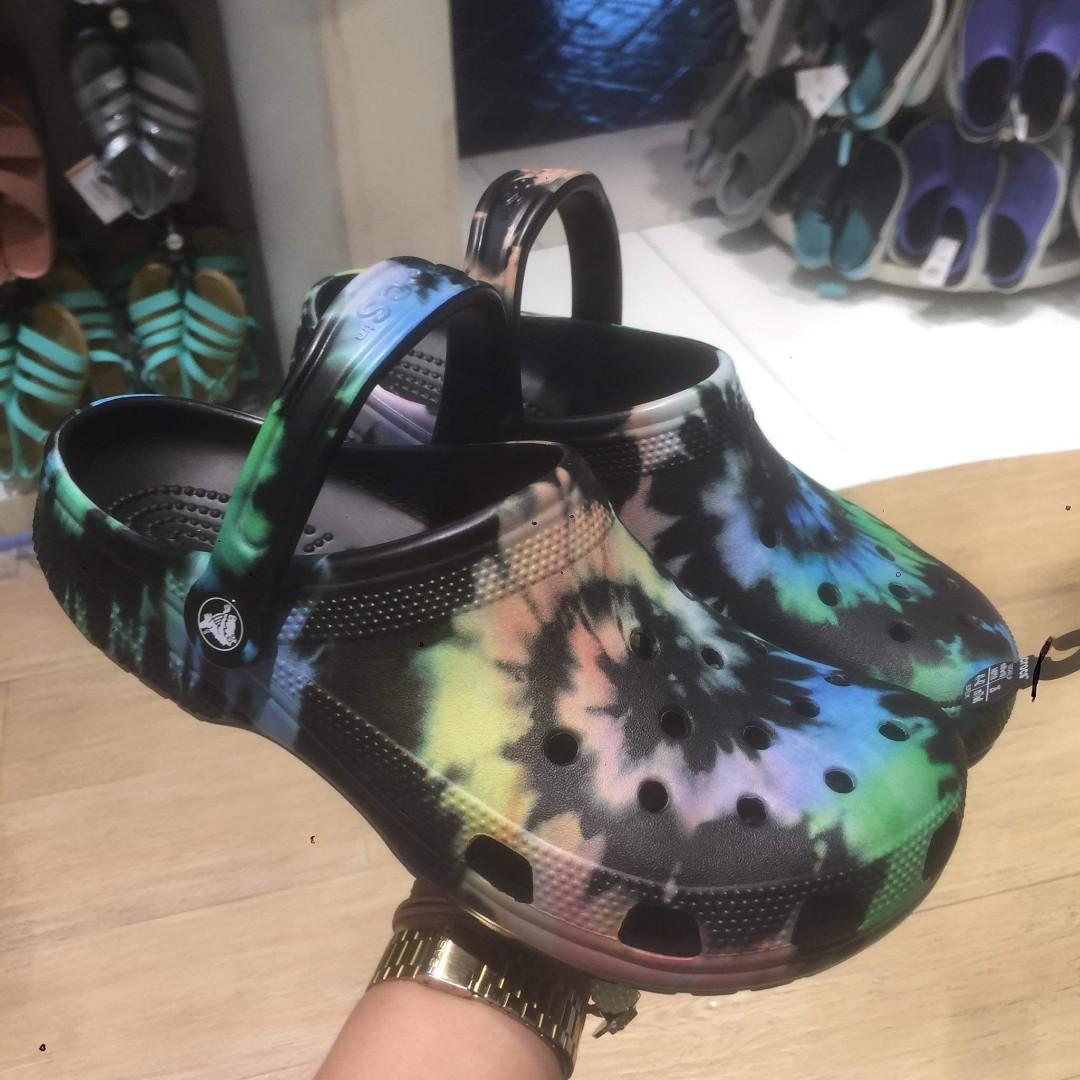 Crocs Tie Dye clogs