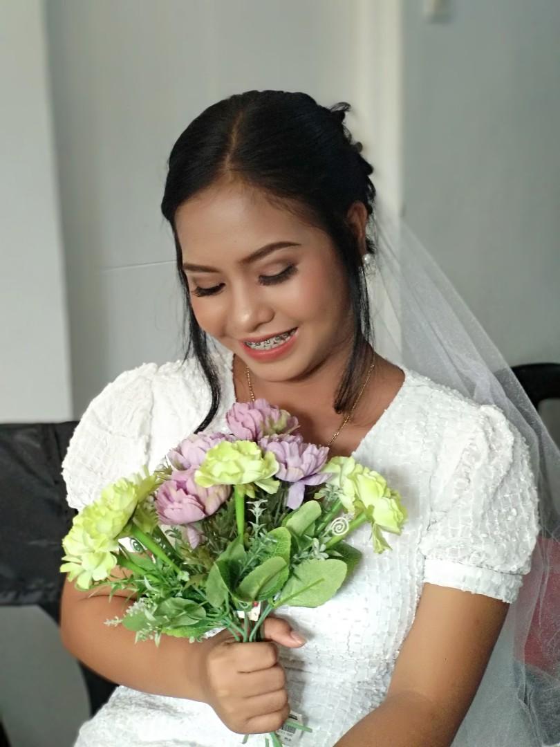 Freelance Makeup artist (Category: Makeup) located in Quezon City. Submitted by 17ofdecember (Listing ID 1085125735, Image 2). Description: hi freelance makeup artist here .. please contact me here .. for as low as 2k you can avail the makeup you want .. 😊😊😊 beginners makeup here 😊😊😊.