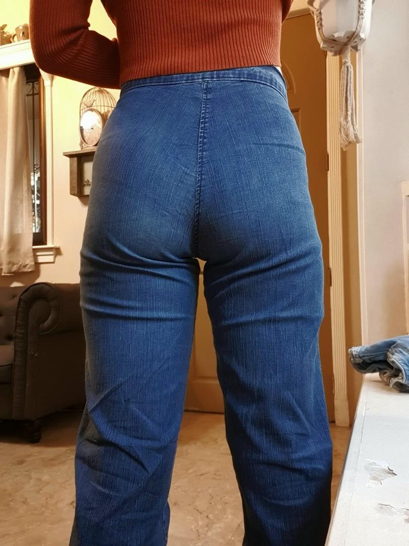 Highwaisted denim straightleg jeans (Category: Jeans) located in Calamba. Submitted by ysa.co (Listing ID 1085231525, Image 3). Description: no flaw stretchable on the waist fit 25-26.