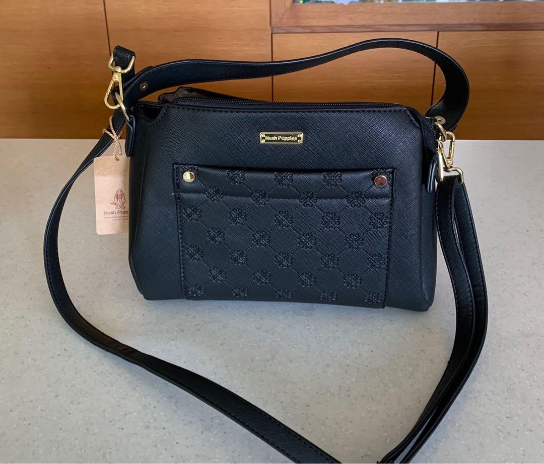 Hush Puppies crossbody bag Women s Fashion Bags Wallets Cross body Bags on Carousell