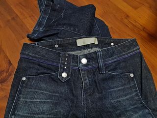 (Category: ) located in . Submitted by garbelle (Listing ID 1085201227, Image 1). Description: .
