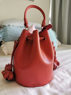 (Category: ) located in . Submitted by jfcboutique (Listing ID 1085167741, Image 1). Description: .