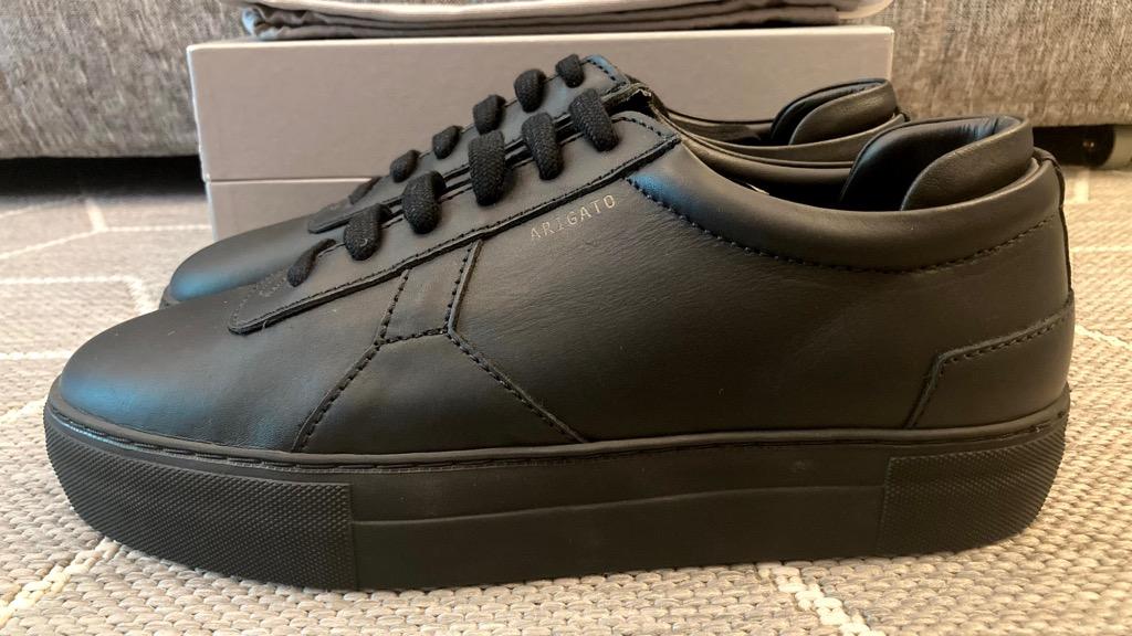 Axel arigato platform sneaker black top