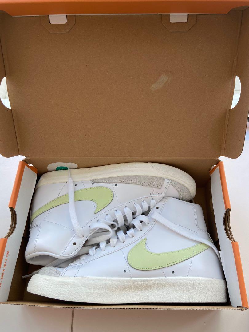 White and sales green nike blazers
