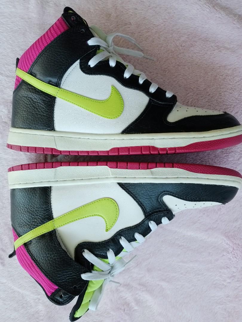 Nike dunk high "london" (Category: Sneakers) located in Angeles City. Submitted by domusdei10 (Listing ID 1084615163, Image 3). Description: Nike dunk high "london" (2012) - 10US - 1700PHP Cond: 9/10 * replaced insole - minor sole sep No box - with extra laces slight yellowing + ship fee.