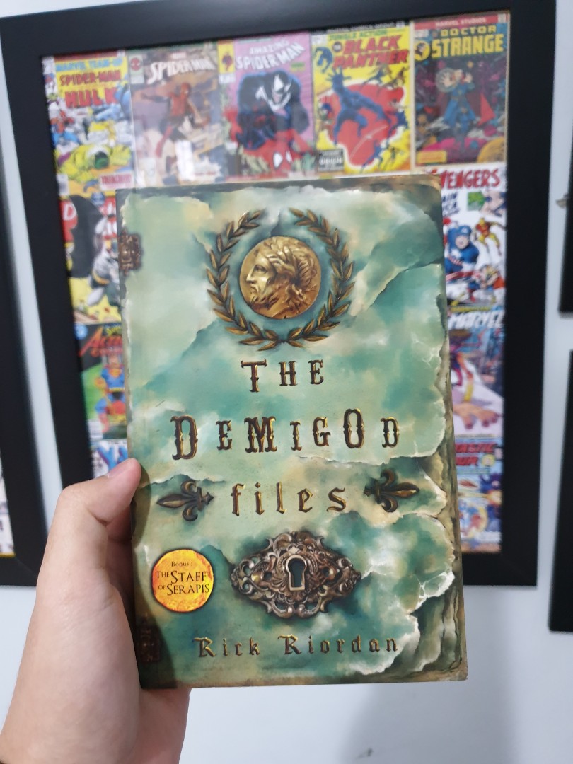 Novel Percy Jackson The Demigod Files Rick Riordan, Buku & Alat Tulis, Buku di Carousell
