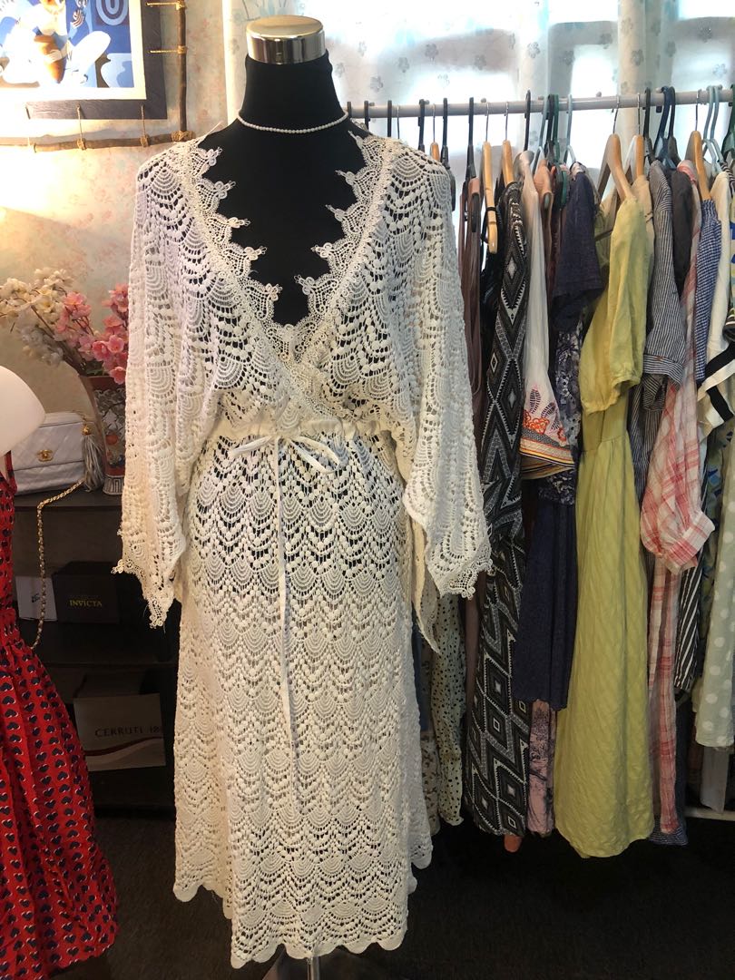 Robe lorraine bash top