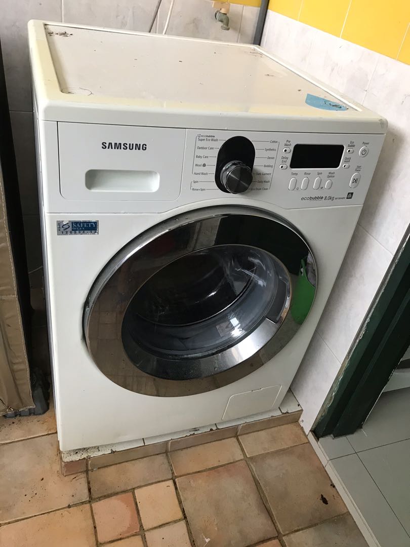 Samsung washing machine water leakage, needs fixing, TV & Home