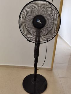 (Category: ) located in . Submitted by storeman38 (Listing ID 1085230568, Image 1). Description: .