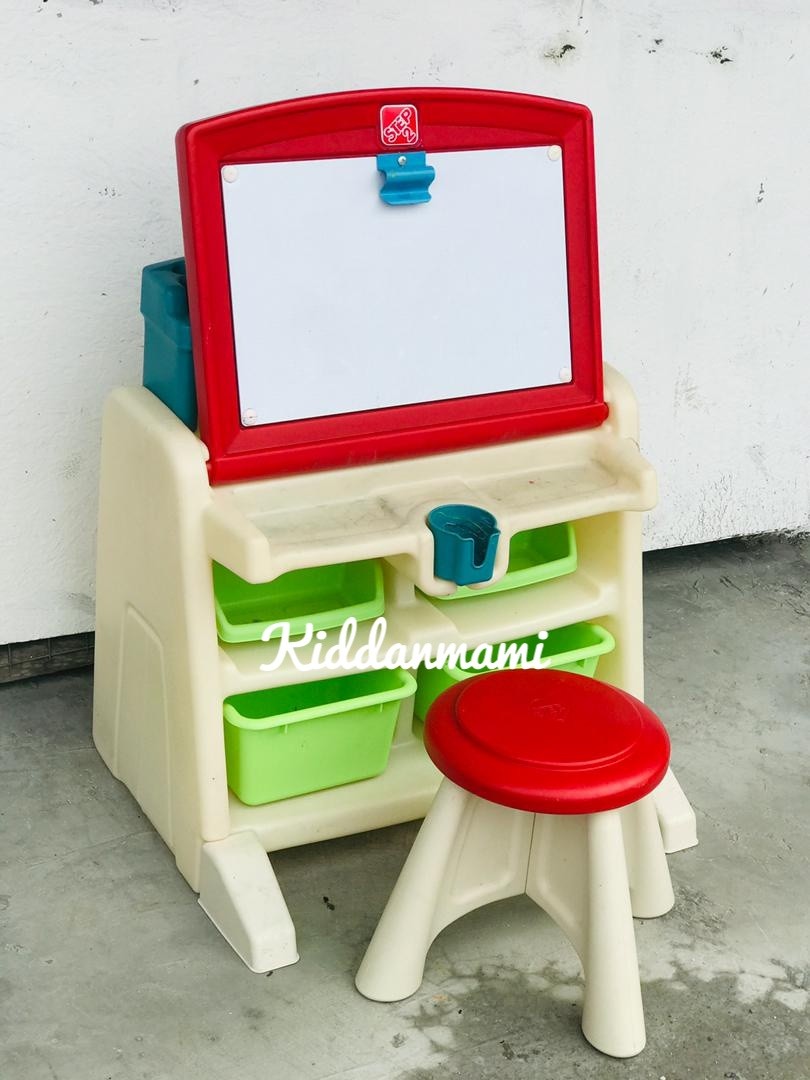 Step 2 Flip and Doodle Easel Desk with Stool, Babies & Kids, Baby