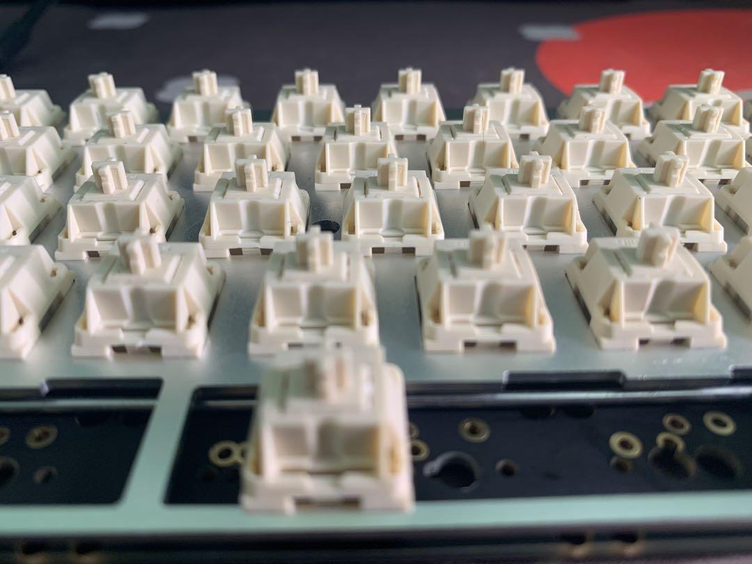 Tofu 65 Acrylic 65 Custom mechanical keyboard kit w/ Novelkey Creams