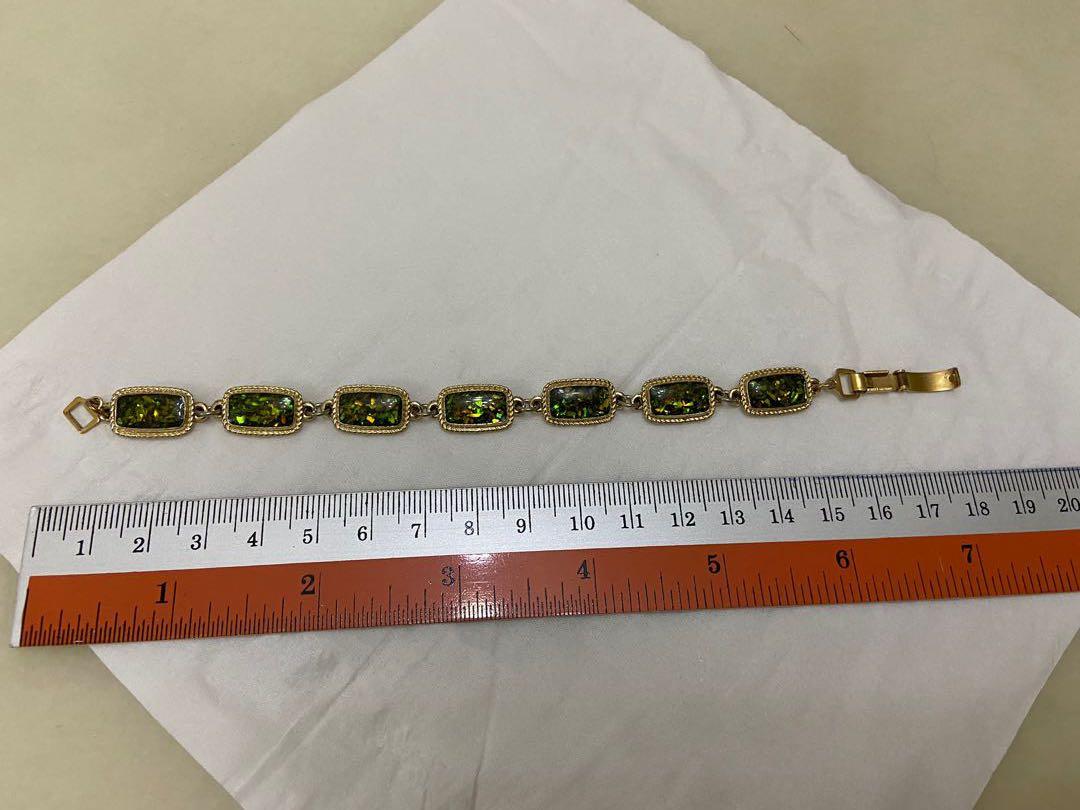 Unique bracelet (rectangular shape stone) (Category: Bracelets) located in Singapore. Submitted by atingo (Listing ID 1085260622, Image 3). Description: Unique bracelet Rectangular shape stone Kept for very long. Seldom worn. .