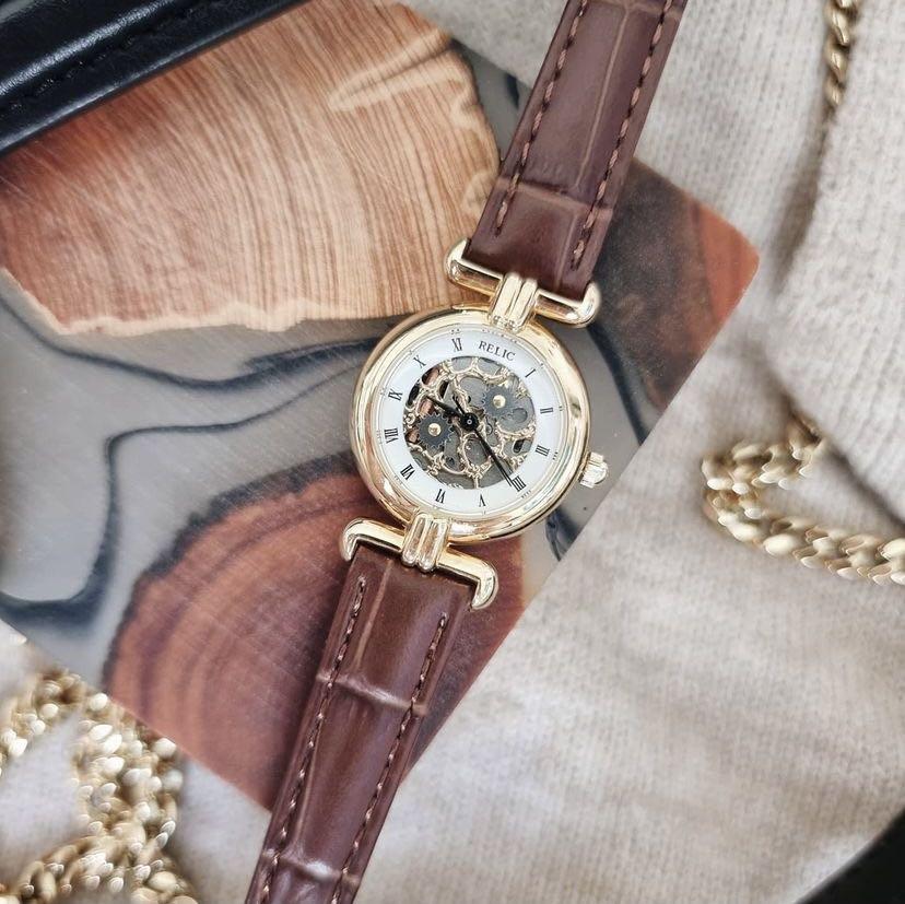 Relic automatic sales watch review