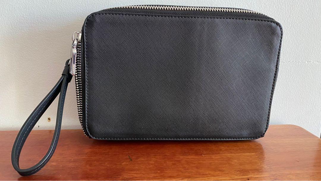 Zara Clutch Bag, Men's Fashion, Bags, Belt bags, Clutches and Pouches on  Carousell