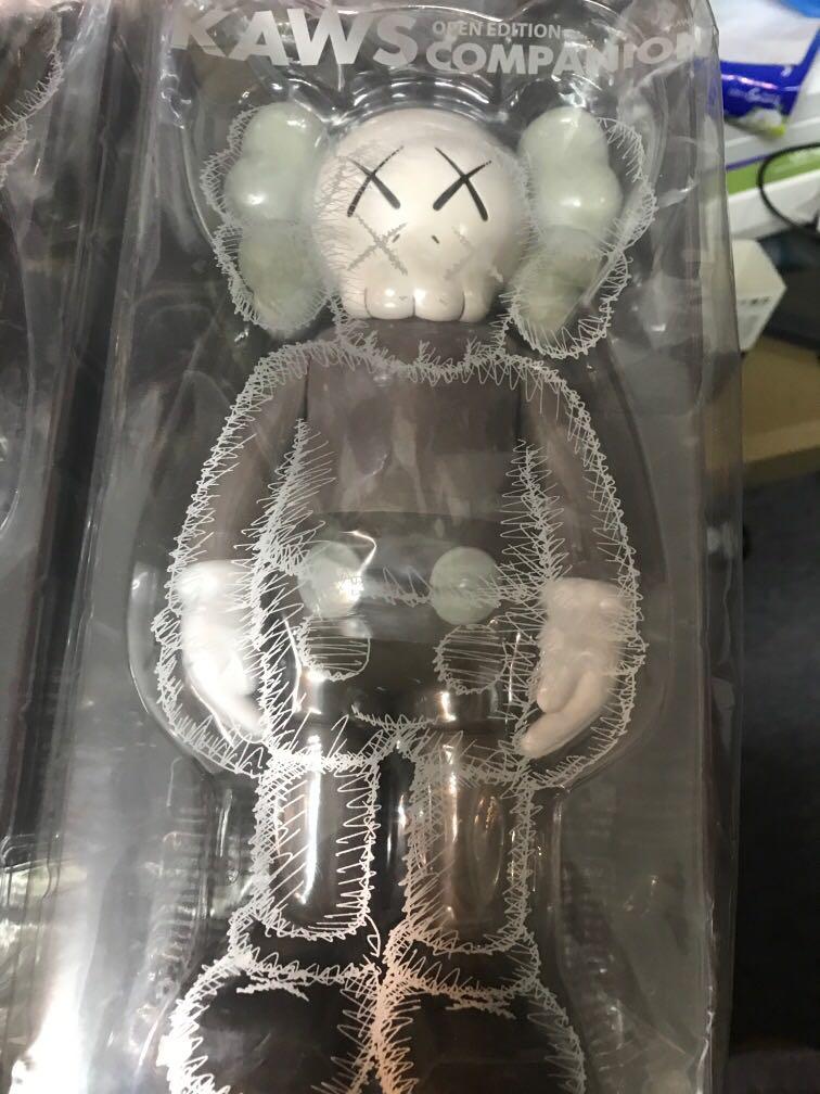 未開封 KAWS COMPANION OPEN EDITION FLAYED BLACK KAWS COMPANION FLAYED OPEN EDITION 未開封 KAWS Companion Flayed