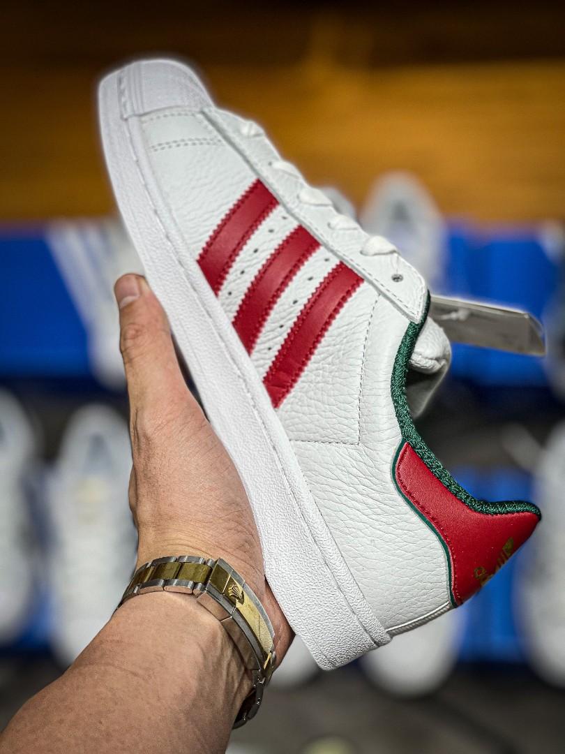 Adidas superstar deals red sale