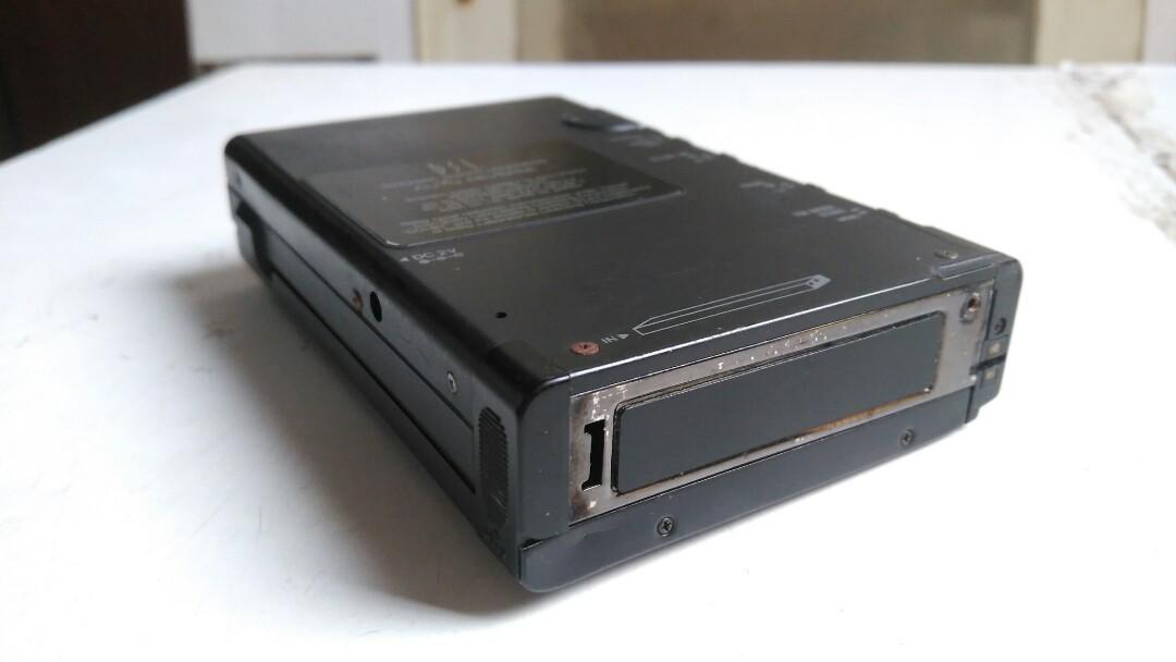 Aiwa radio cassette recorder HS J501 walkman 卡帶機 隨身聽 播放器, 興趣及遊戲, 音樂樂器