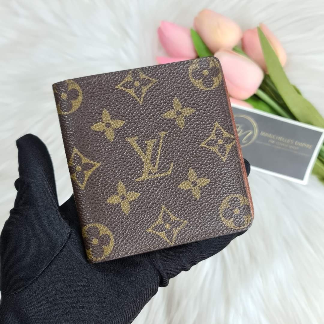 Louis Vuitton Authentic Monogram Marco Bifold Mens Wallet, Luxury, Bags &  Wallets on Carousell