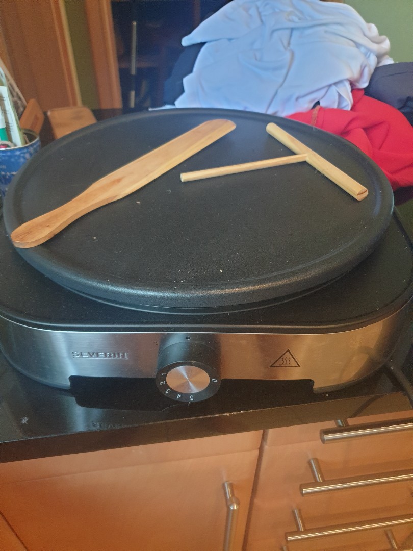 Crepe/Dosa Maker, TV & Home Appliances, Kitchen Appliances, Coffee Machines & Makers on Carousell