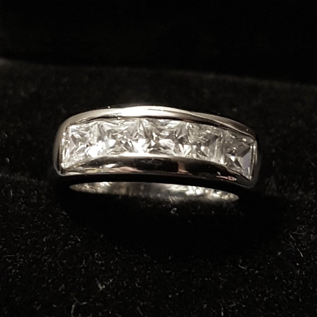 Mens hotsell custom jewellery