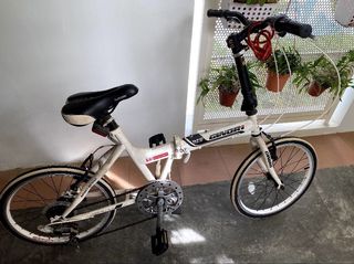 (Category: ) located in . Submitted by ms.colim (Listing ID 1088771971, Image 1). Description: .