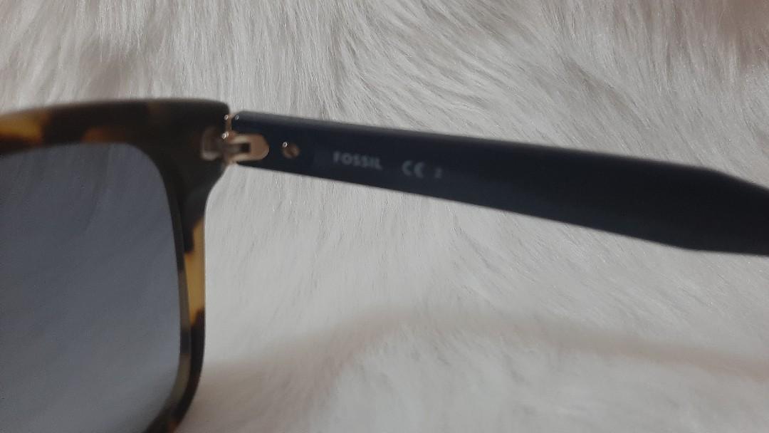 Fossil shades, Women's Fashion, Watches & Accessories, Sunglasses