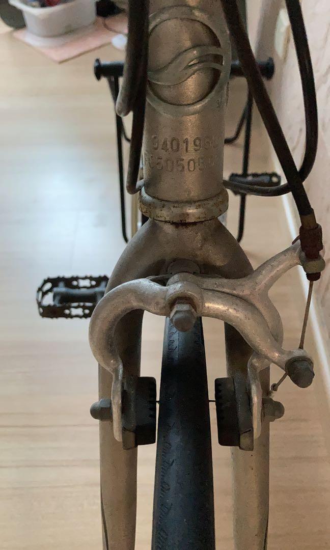 Giant r1000 road bike clearance