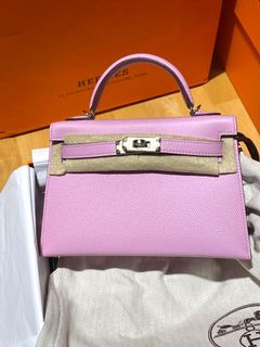 （分類：）位於 。 由 luxe.herbag 提交（商品編號 1088717256，圖片 1）。簡介： 。