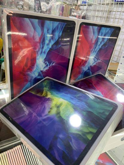 Ipad Pro 2020 (Category: iPad) located in Muntinlupa City. Submitted by giftbundle.ph (Listing ID 1088872673, Image 2). Description: 📲 IPAD PRO 2020 📲 ▫️ Brand new, Apple sealed ▫️ Original, Factory unlocked (open-line) ▫️ With 1 year warranty ————————————— 📲 iPad Pro 11” Wifi 128gb - Php 41,000 256gb - Php 45,500 512gb - Php 58,500 1TB - Php 69,500 ————————————— 📲 iPad Pro 11” Wifi + LTE 128gb - Php 52,500 256gb - Php 58,500 512gb - Php 68,5