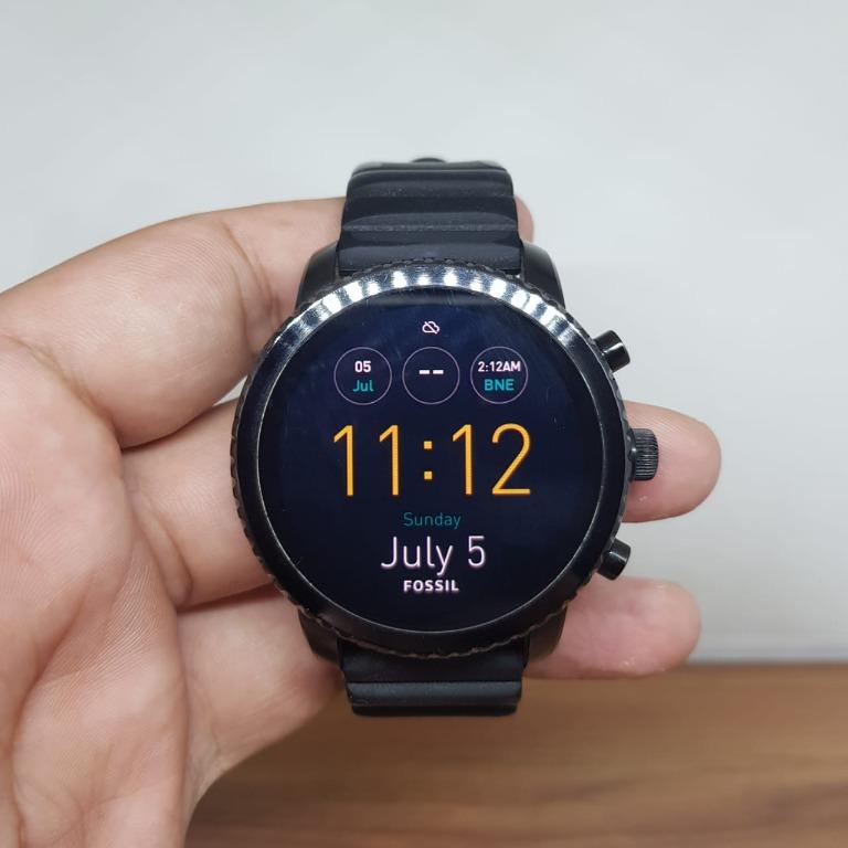 Jam Tangan Smartwatch FOSSIL Q Explorist Gen 3 Black bekas like
