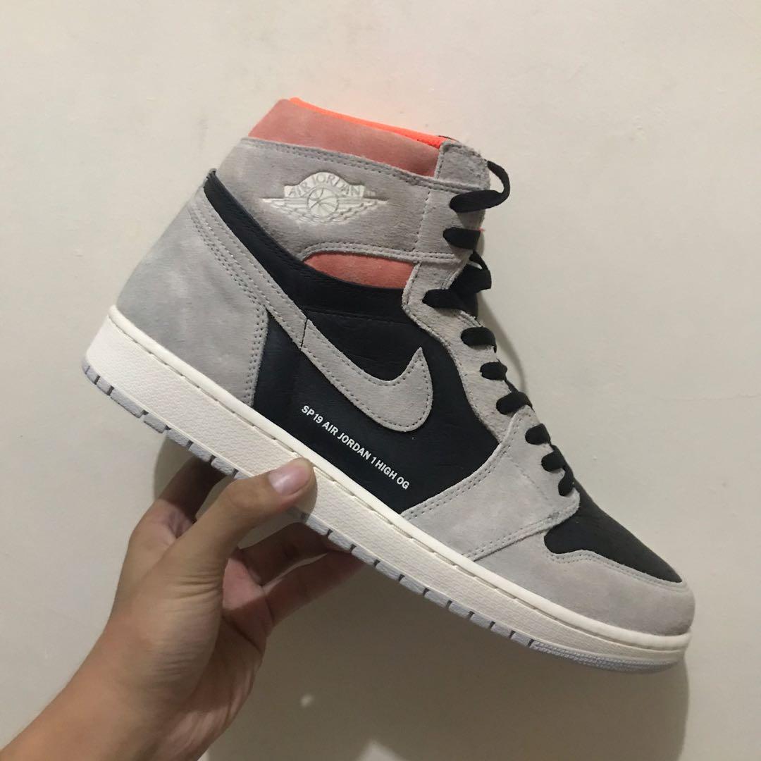 J1 store hyper crimson