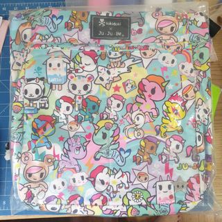 (Category: ) located in . Submitted by allyxy (Listing ID 1088752064, Image 1). Description: .
