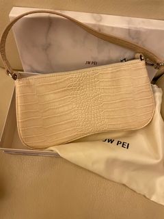 （分類：）位於 。 由 frenee 提交（商品編號 1088842335，圖片 1）。簡介： 。