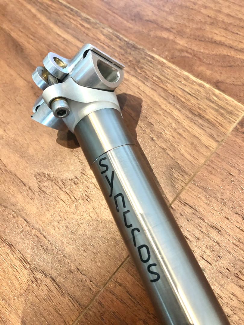 LIKE NEW rare Syncros Titanium Seatpost retro vintage Sports