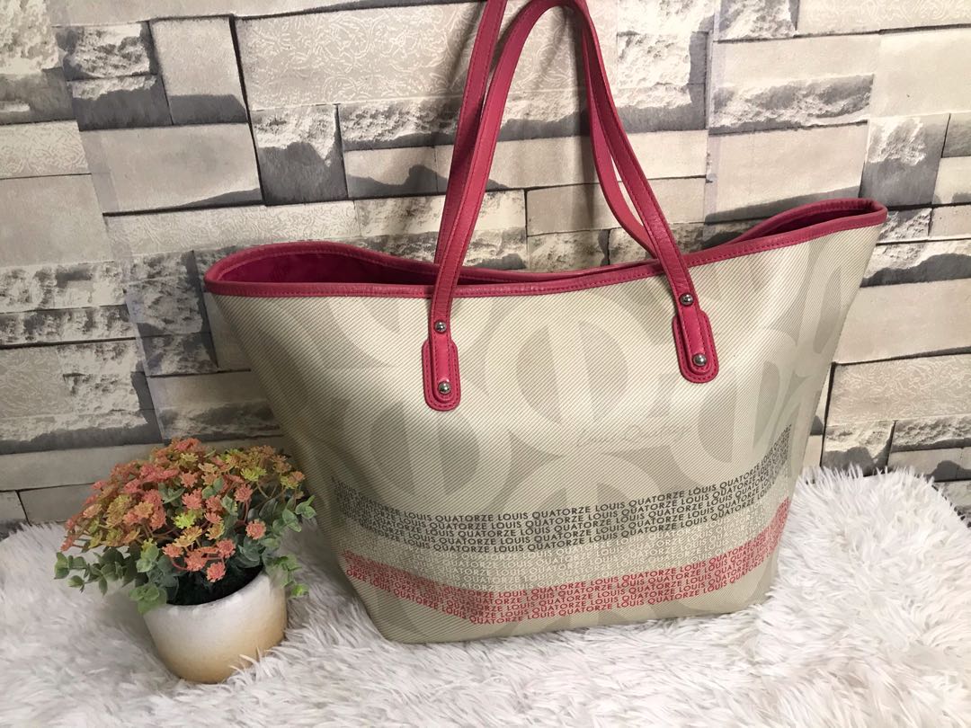 Preloved Louis Quatorze Tote Bag Large, Women's Fashion, Bags & Wallets, Tote  Bags on Carousell