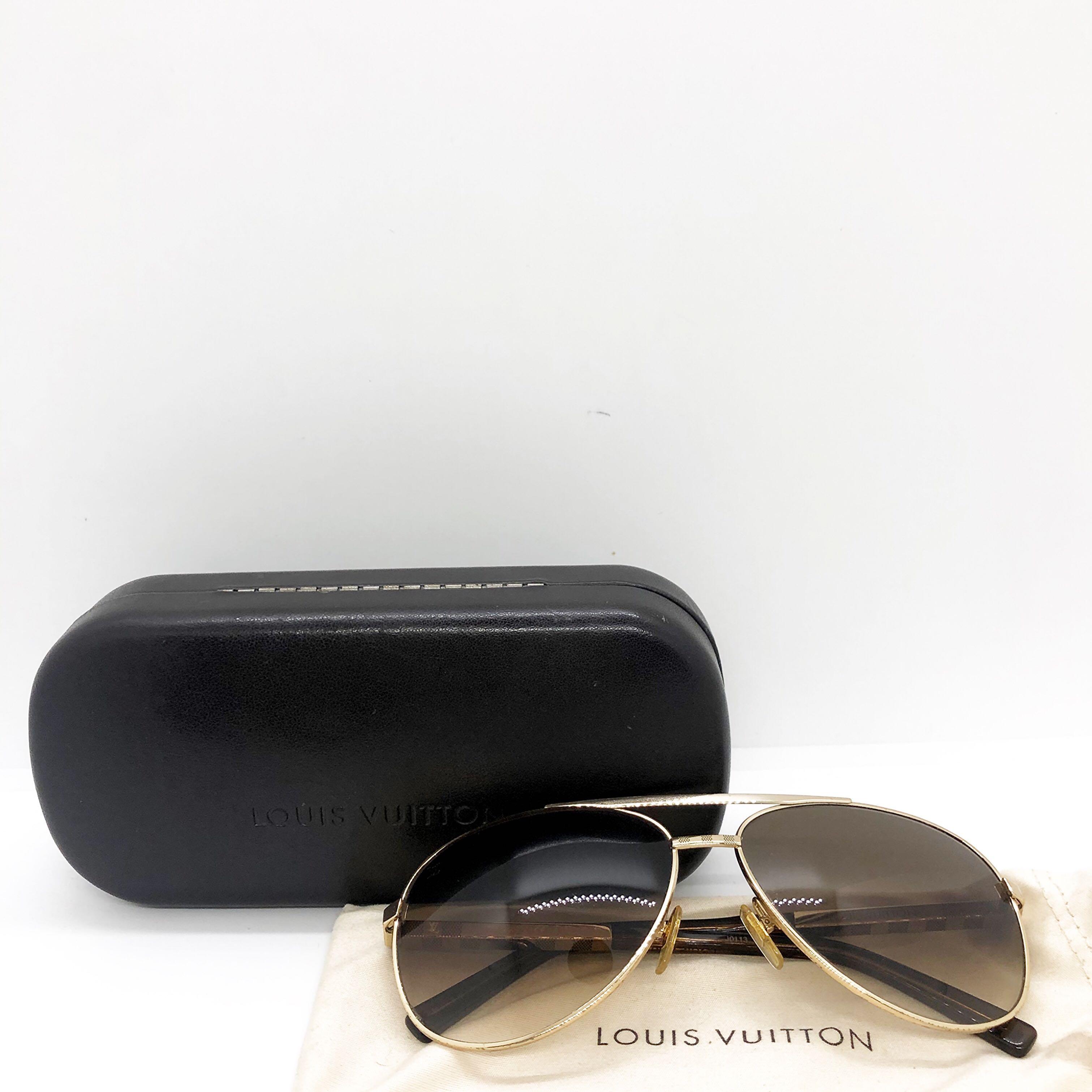 Louis Vuitton Attitude Pilote sunglasses