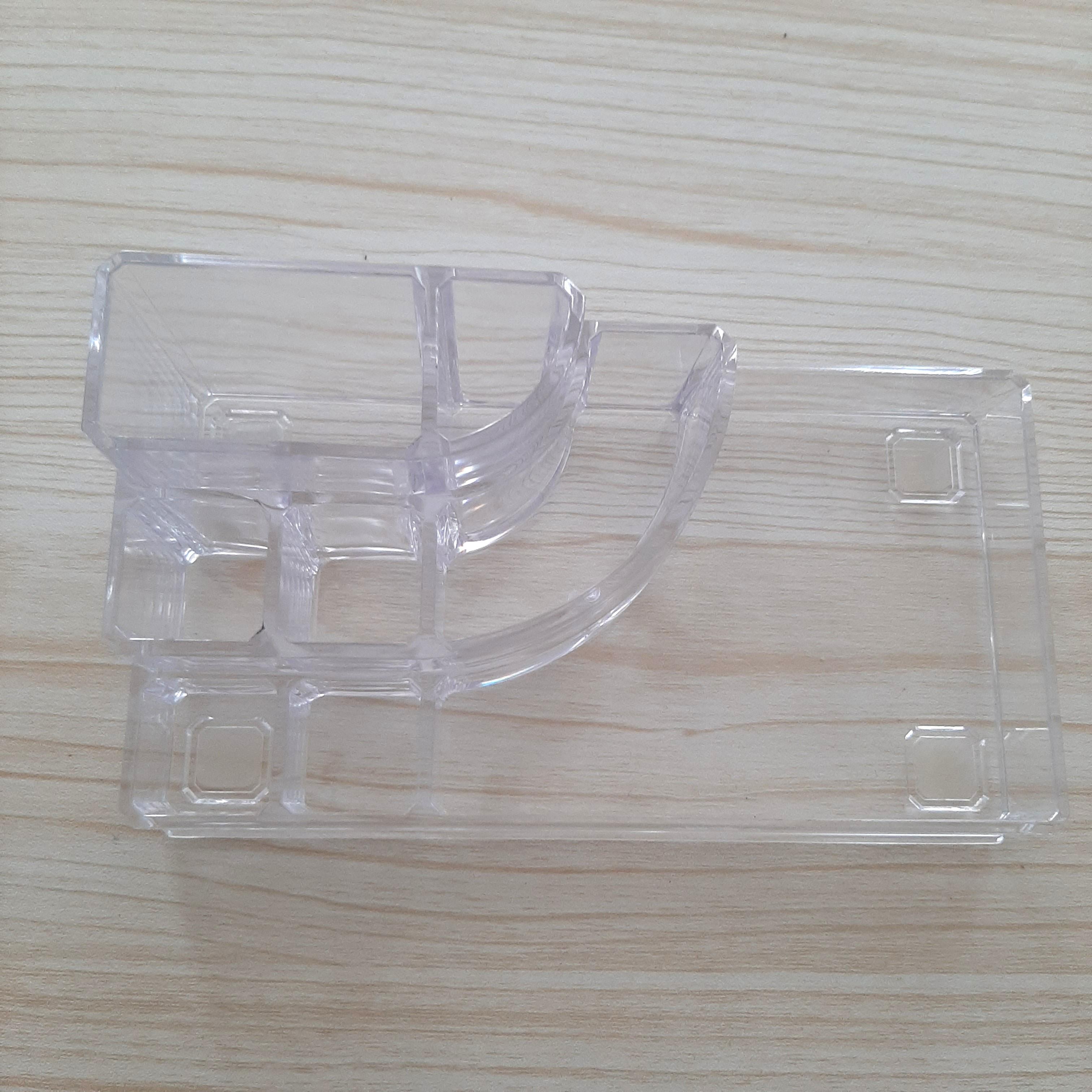 Makeup/Lipstick Acrylic Organizer (Category: Makeup) located in Quezon City. Submitted by shopgood_mnl (Listing ID 1088788831, Image 1). Description: .