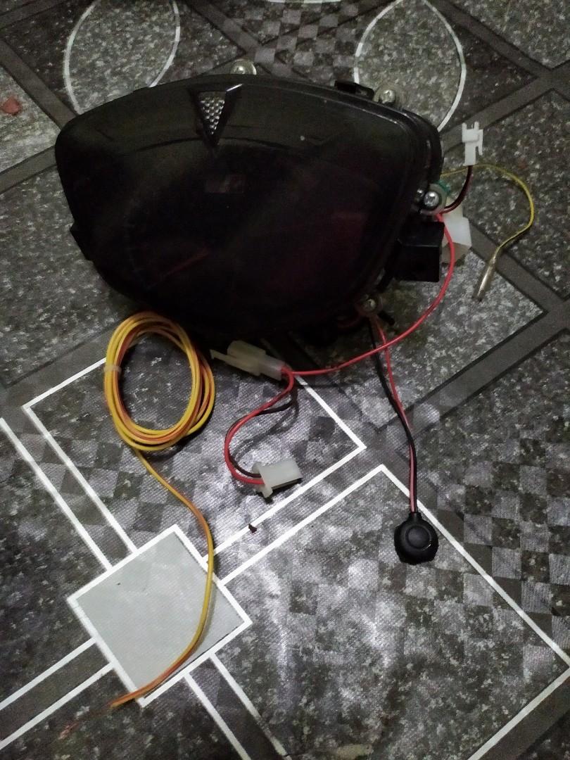 Meter uma lc v1, Motorbikes on Carousell