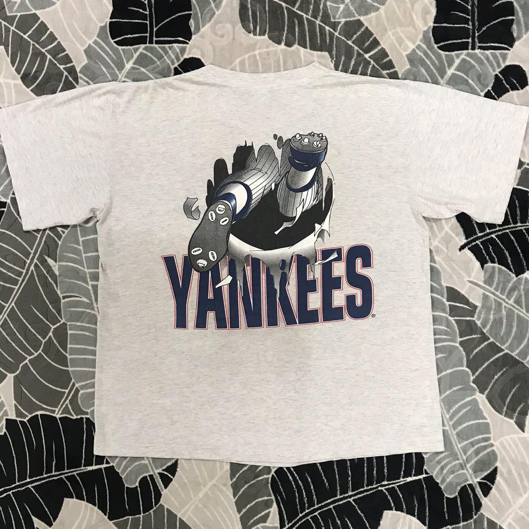 Vintage Nutmeg New York Yankees Beige T Shirt (Size M Fits Slim