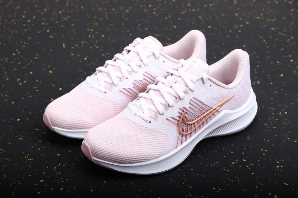 White and pink running shoes cheap