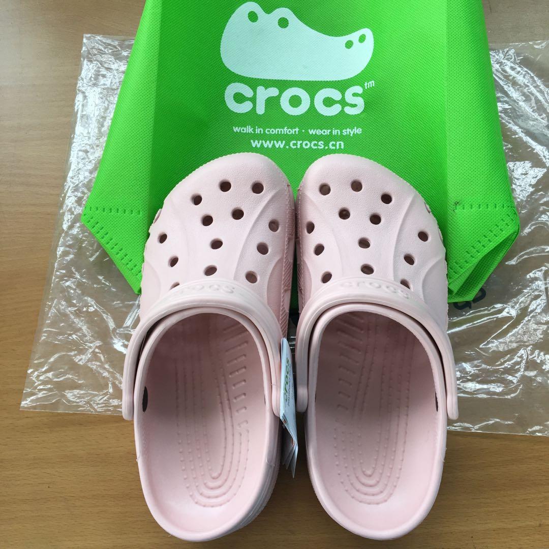 crocs meat pink