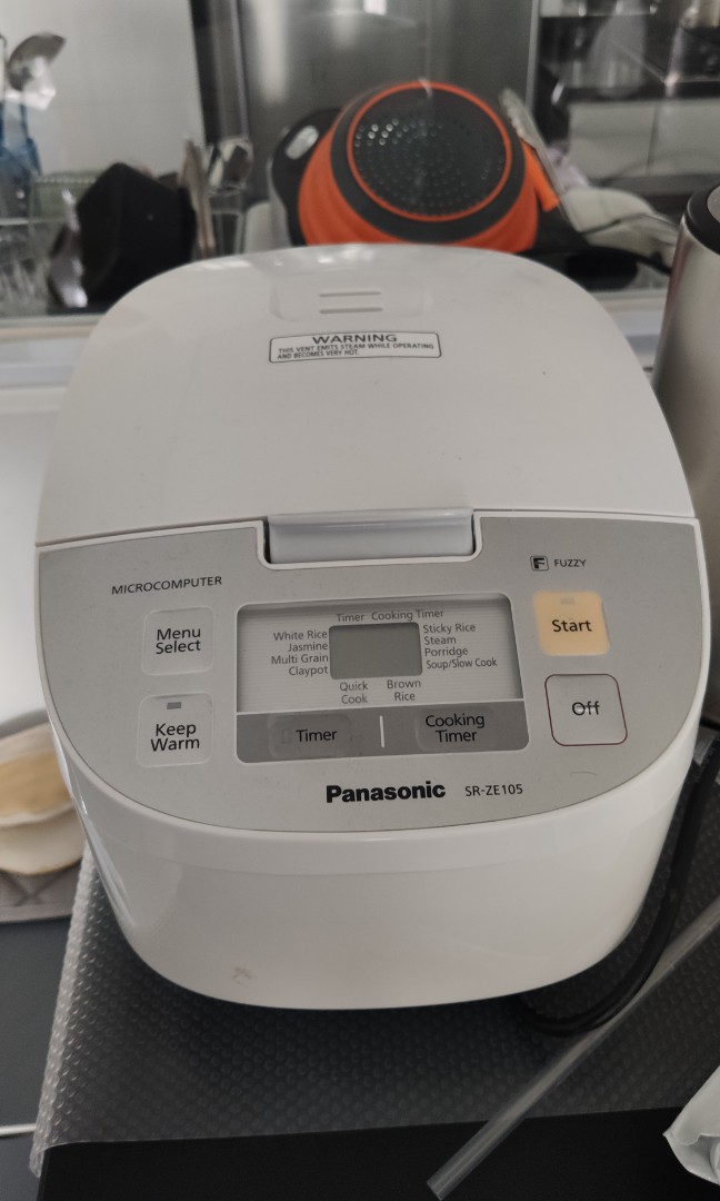 Panasonic Rice cooker SR ZE105, TV & Home Appliances, Kitchen