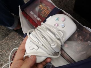 （分類：）位於 。 由 taurushin 提交（商品編號 1088843343，圖片 1）。簡介： 。