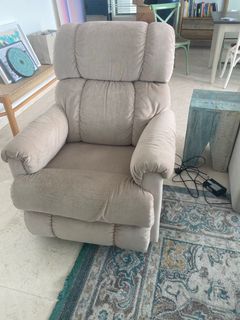 (Category: ) located in . Submitted by anna104 (Listing ID 1088797931, Image 1). Description: .