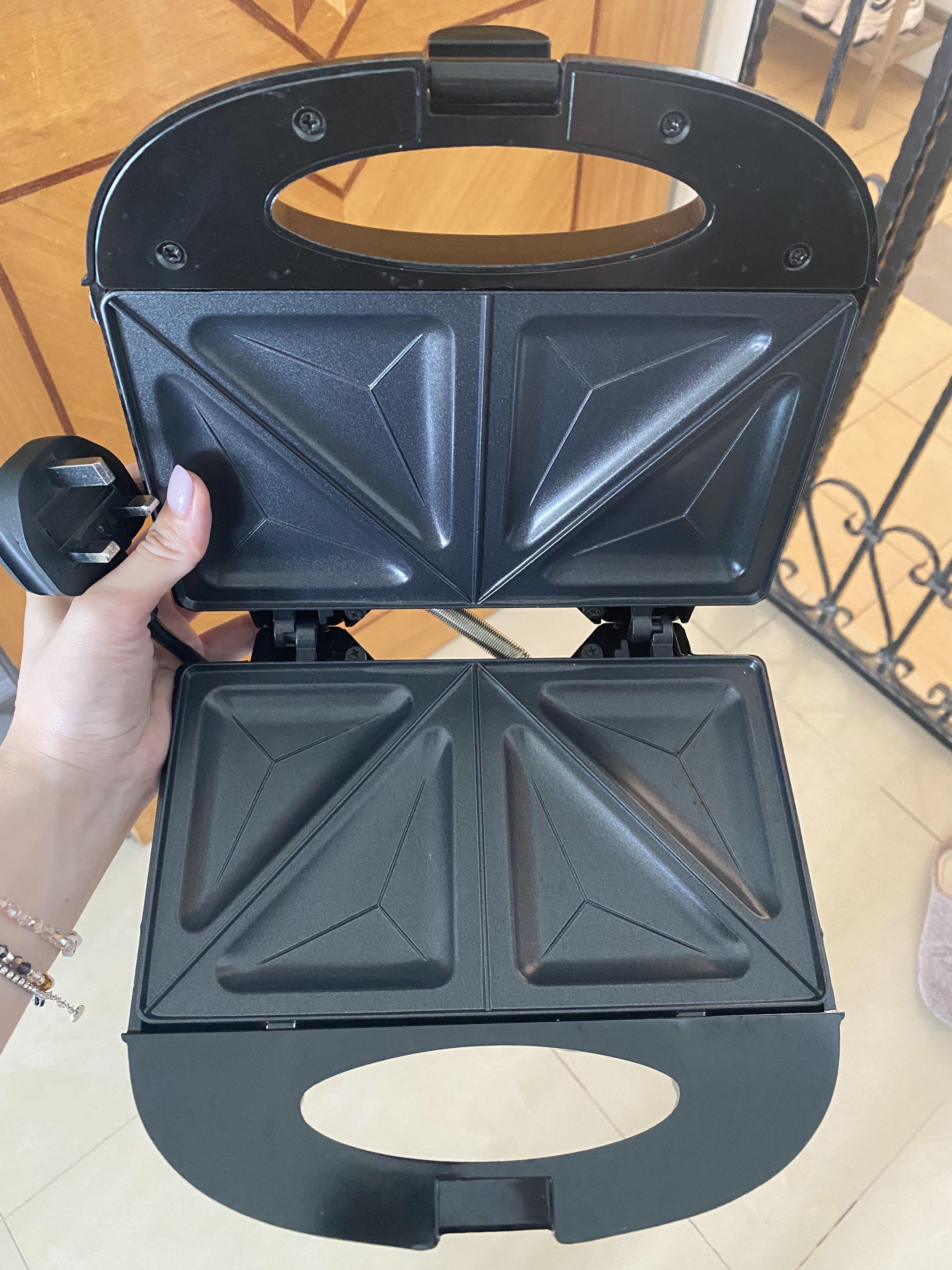 Powerpac Sandwich maker, TV & Home Appliances, Kitchen Appliances, Ovens & Toasters on Carousell